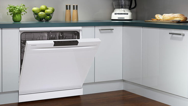 Máy rửa chén mang đến sự tiện nghi, tiết kiệm thời gian