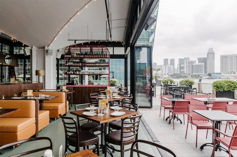 Không gian mở mang lai cảm giác thoải mái cho khách hàng